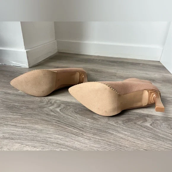 BCBGeneration Women's BEYA Fashion Pointed Toe Boot Tan, Gold Accent 10 - Picture 4 of 5